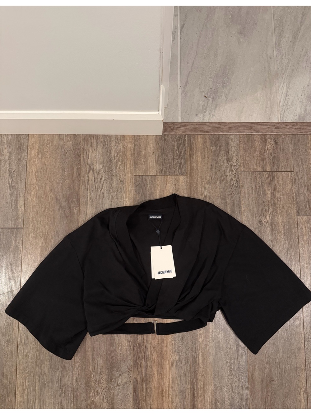 Jacquemus Black Bahia cropped T-shirt with Tag